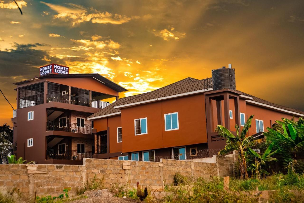 Homey Lodge كوماسي المظهر الخارجي الصورة