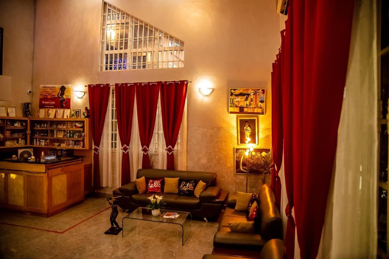Homey Lodge كوماسي المظهر الخارجي الصورة