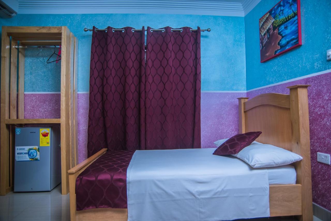 Homey Lodge كوماسي المظهر الخارجي الصورة